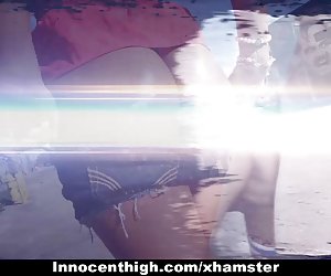 Innocenthigh - školačka natalie monroe šuká její učitel!